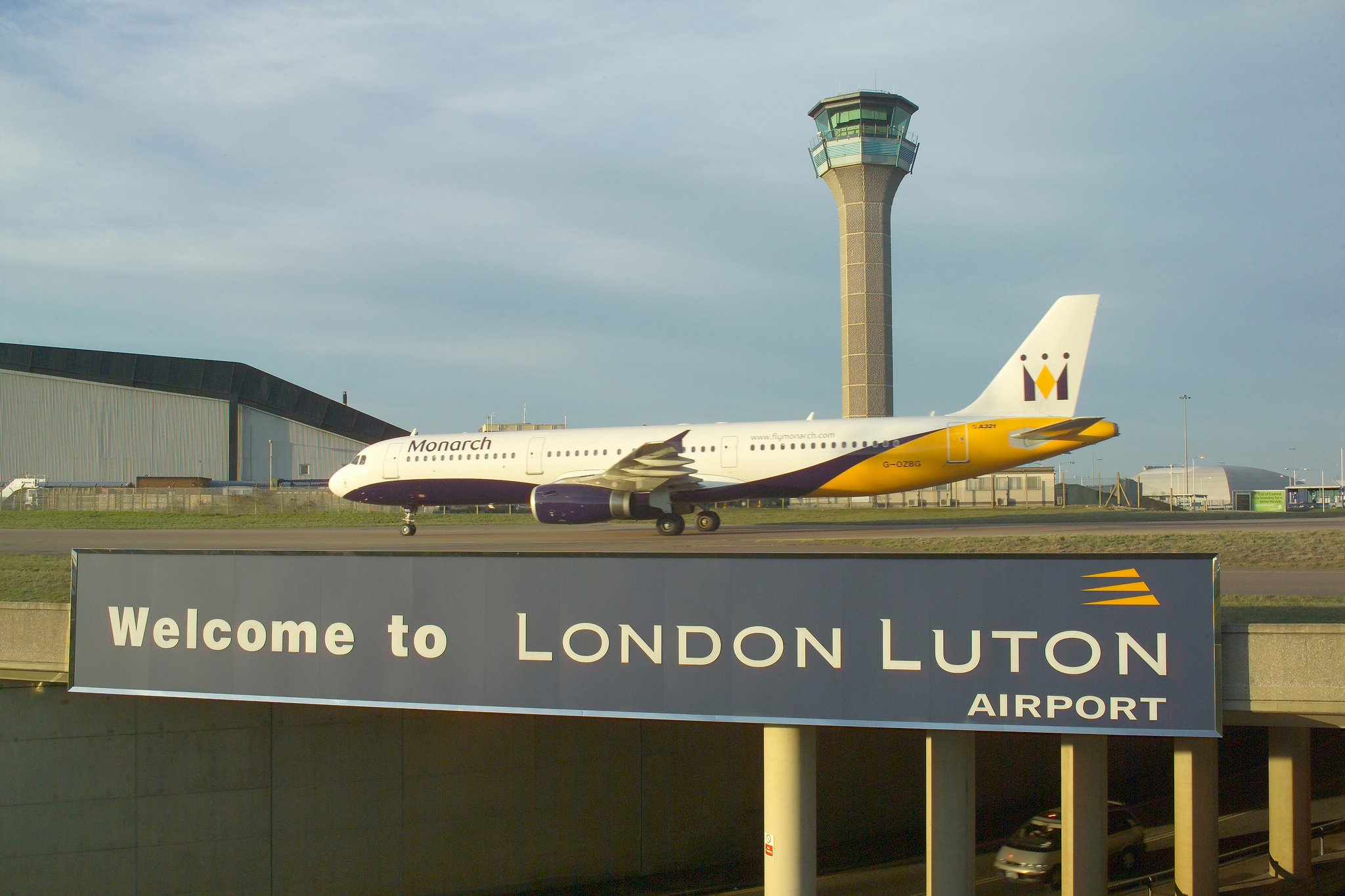 NEW TRAFFIC HIGH FOR LONDON LUTON AIRPORT