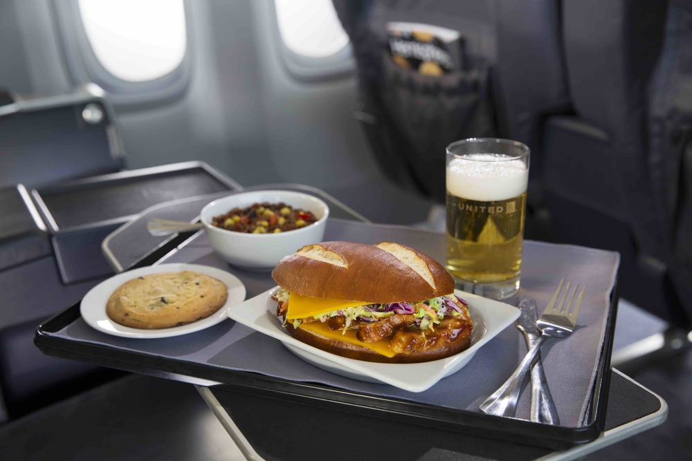Airlines Offer Free Meals on Their US Flights